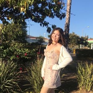 meet ur seller ☀️